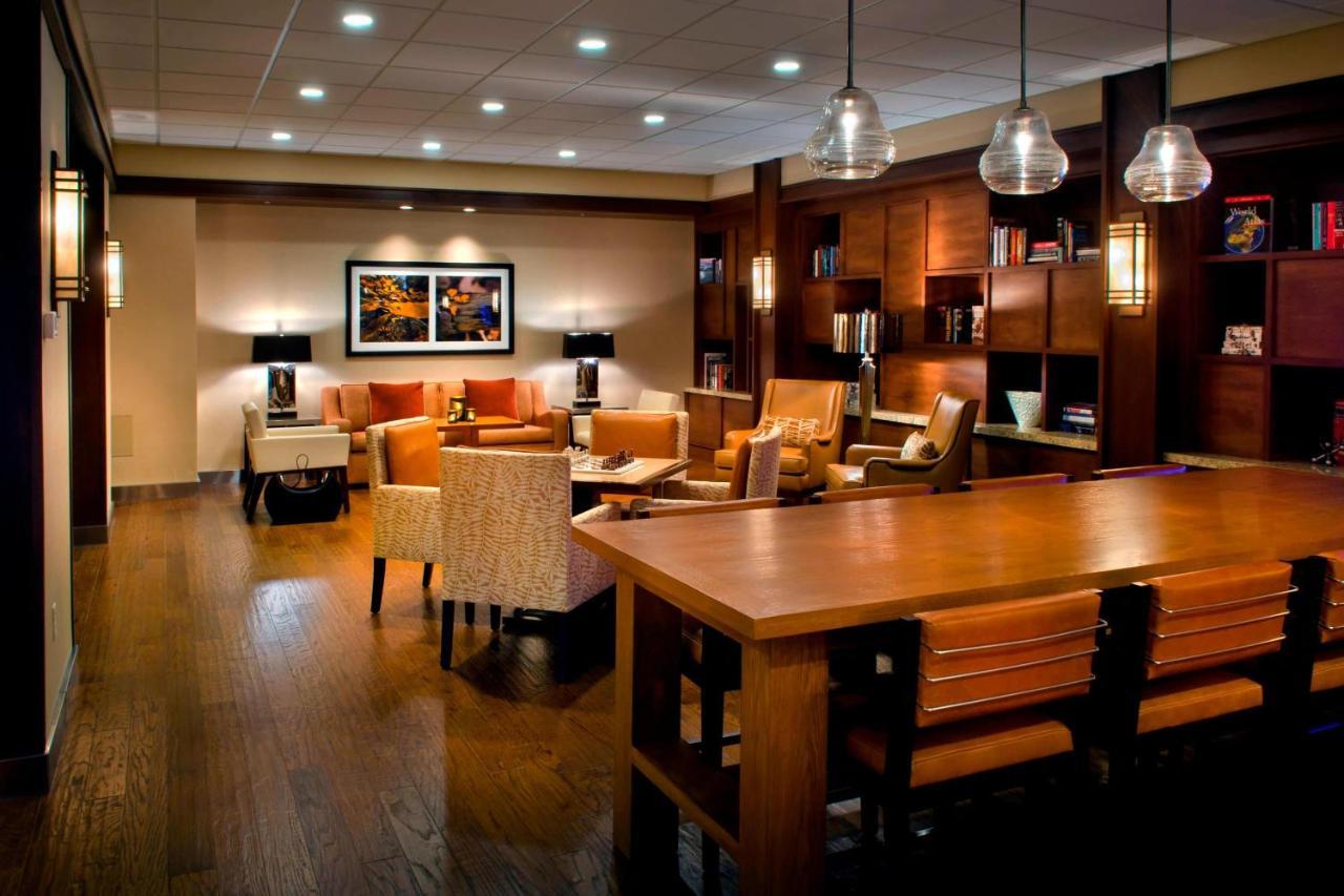 Trumbull Marriott Shelton Eksteriør bilde
